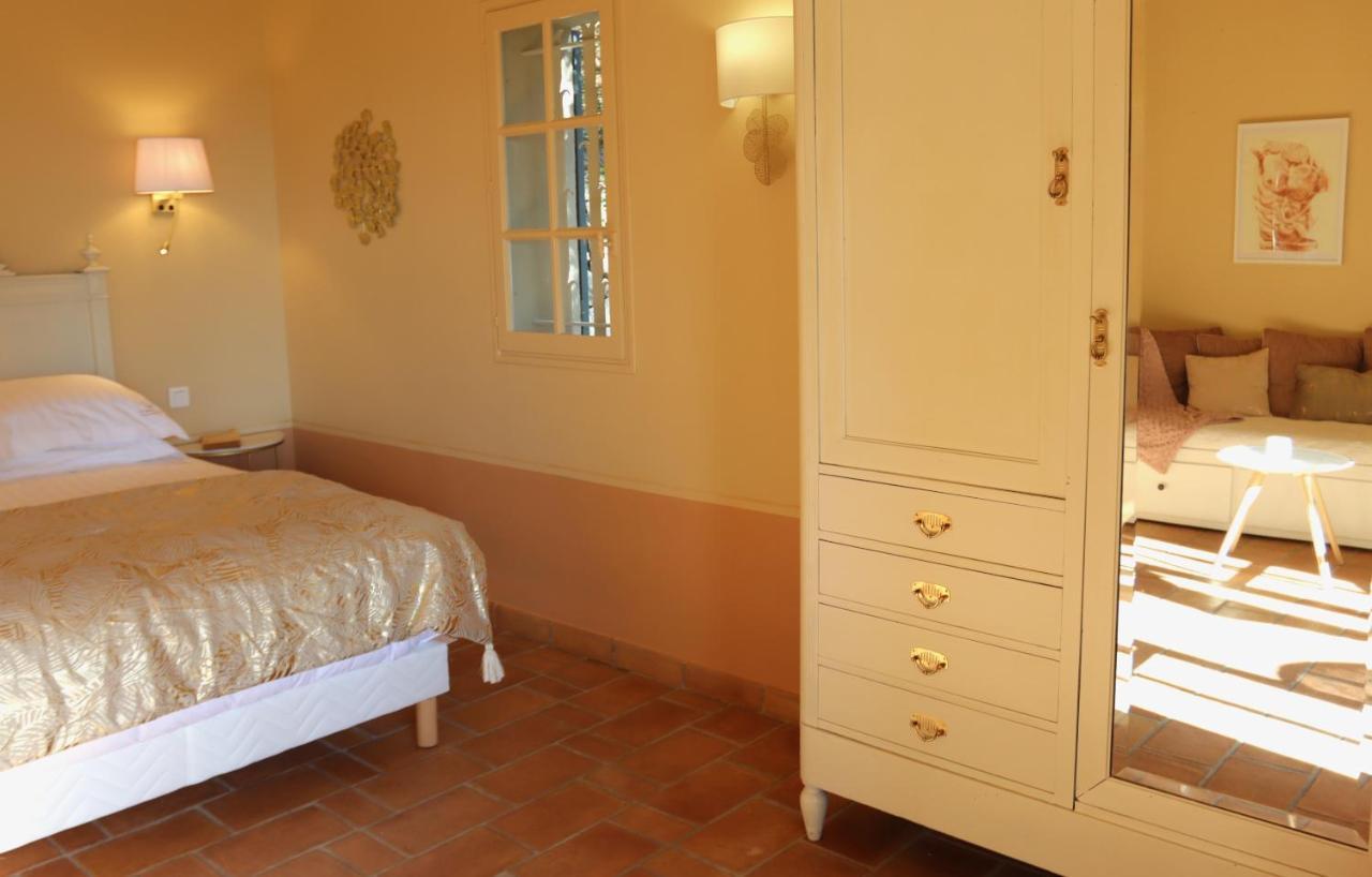 Bed and Breakfast La Bastide Du Beausset-Vieux Ле-Боссе Экстерьер фото